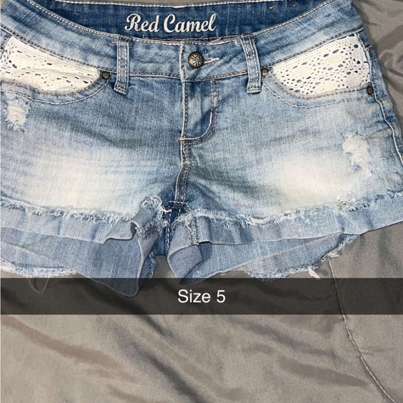 Clothes - Picture 12 of 17